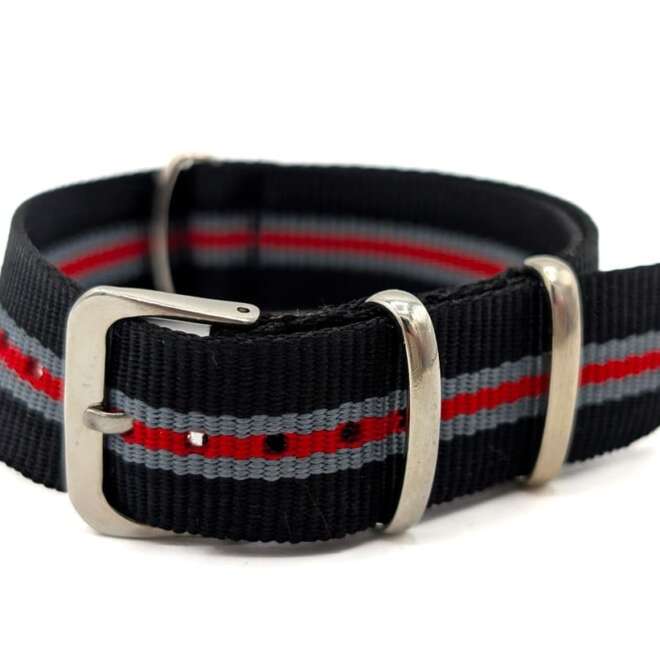 Bracelet NATO rayure noir gris et rouge